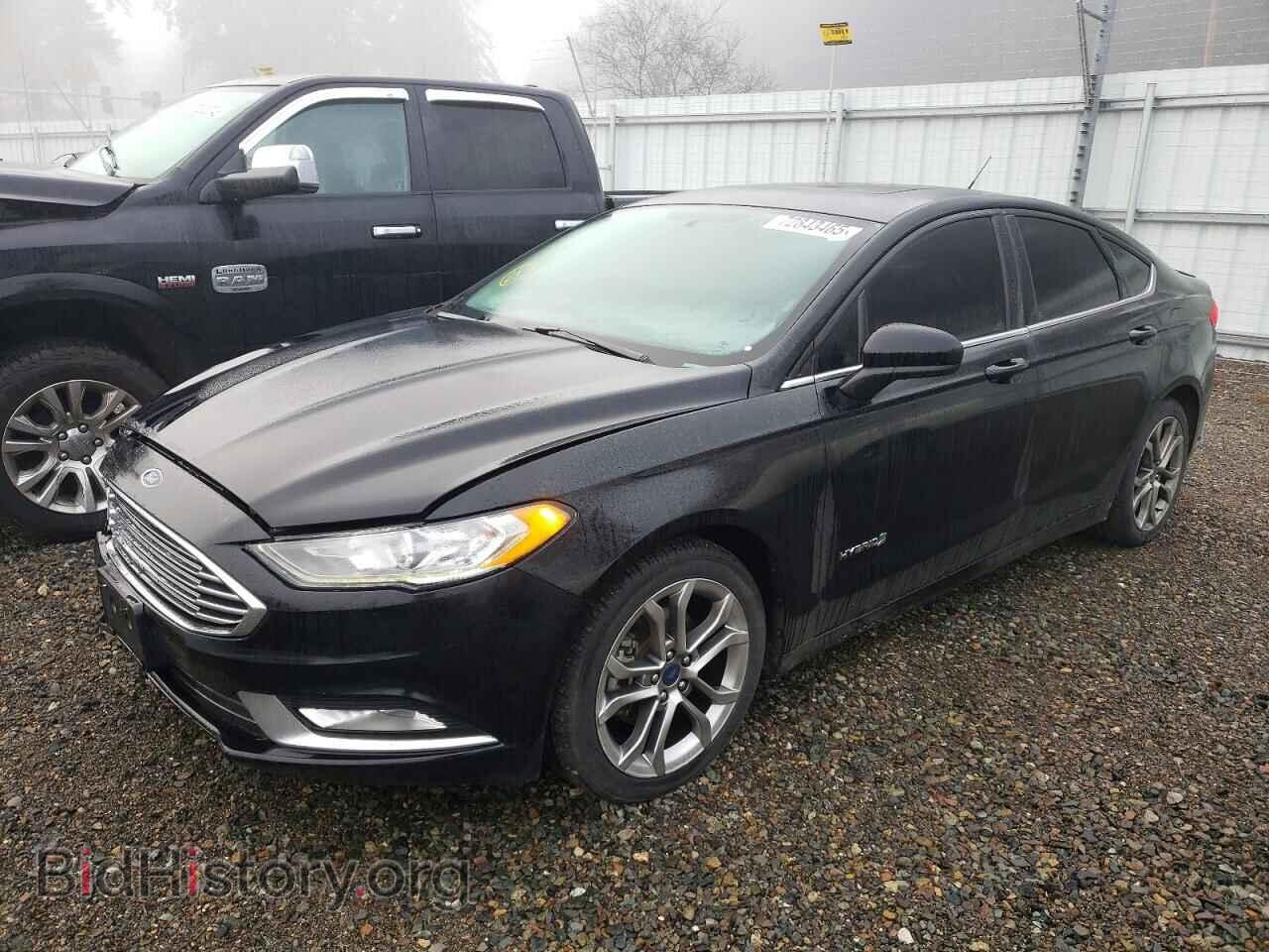 Photo 3FA6P0LU2HR285869 - FORD FUSION 2017