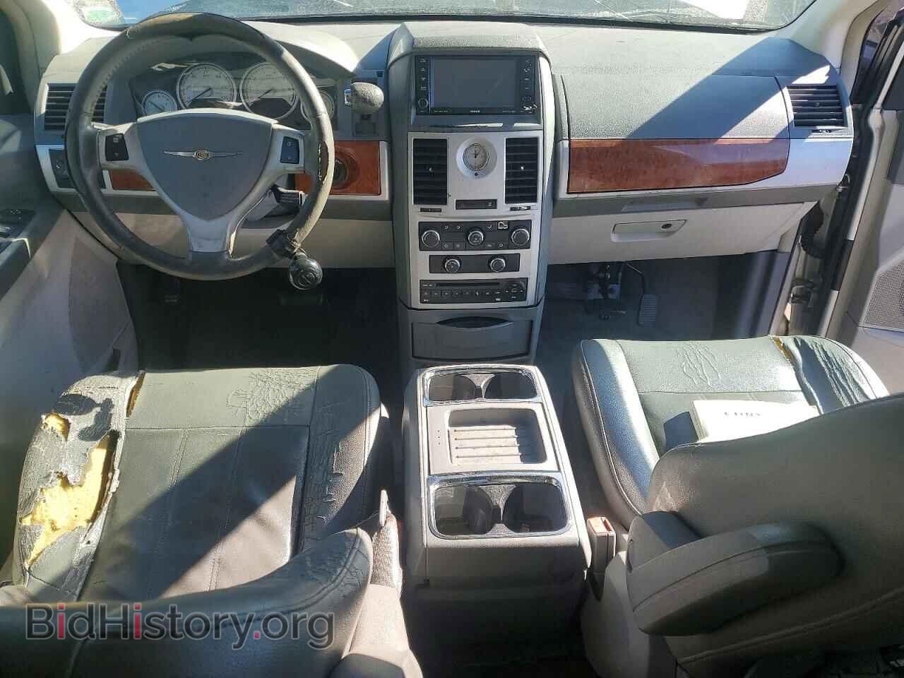 2008 CHRYSLER MINIVAN - VIN: 2A8HR54P48R752291 - Фото 8