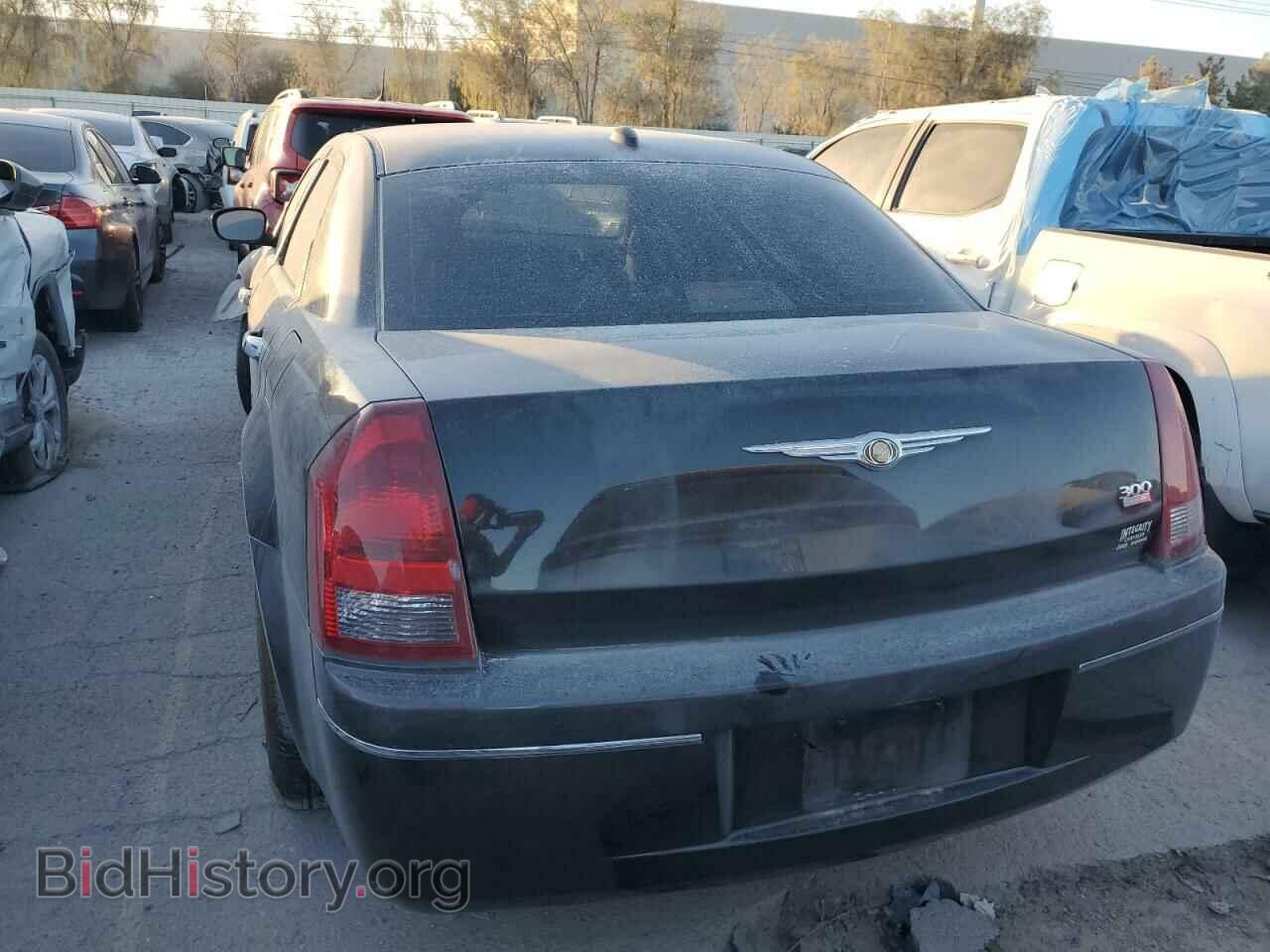 2006 CHRYSLER 300 - VIN: 2C3KA53G36H192938 - Фото 6