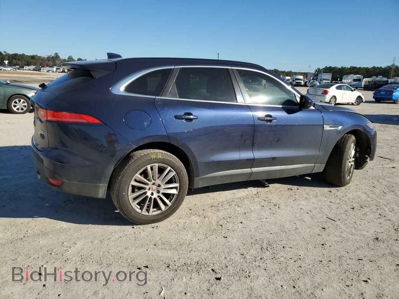 2017 JAGUAR F-PACE - VIN: SADCK2BV6HA882345 - Photo 3