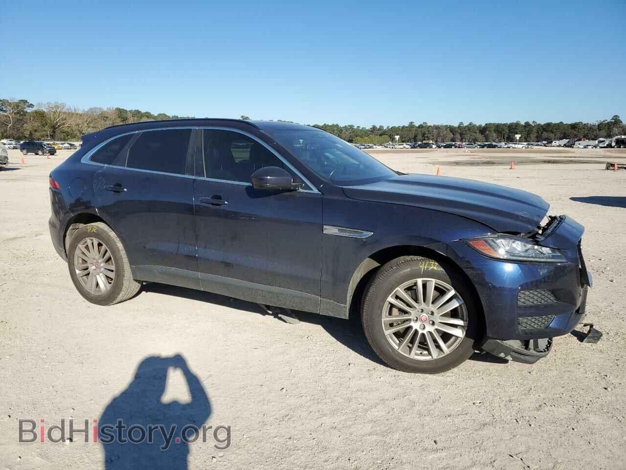 2017 JAGUAR F-PACE - VIN: SADCK2BV6HA882345 - Photo 4