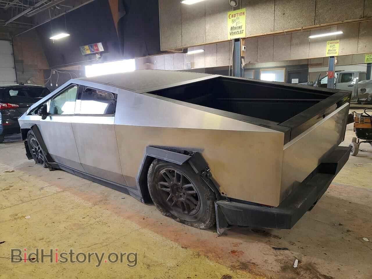 2025 TESLA CYBERTRUCK - VIN: 7G2CEHED6SA078564 - Photo 2