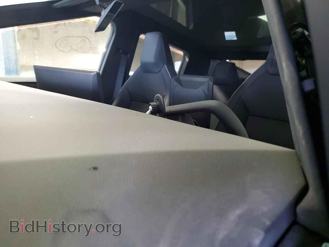 2025 TESLA CYBERTRUCK - VIN: 7G2CEHED6SA078564 - Photo 9