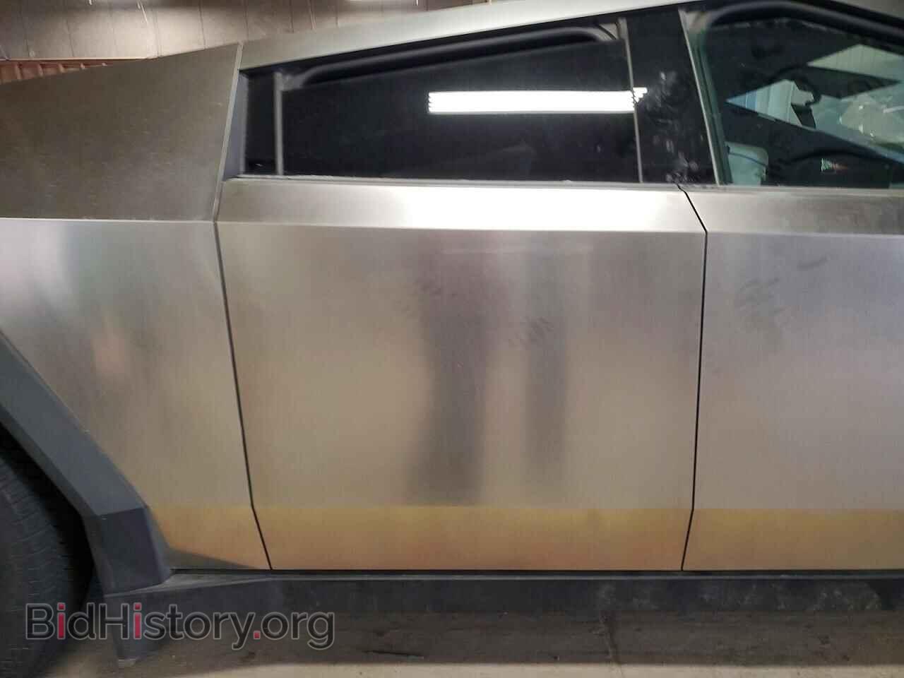 2025 TESLA CYBERTRUCK - VIN: 7G2CEHED6SA078564 - Photo 10