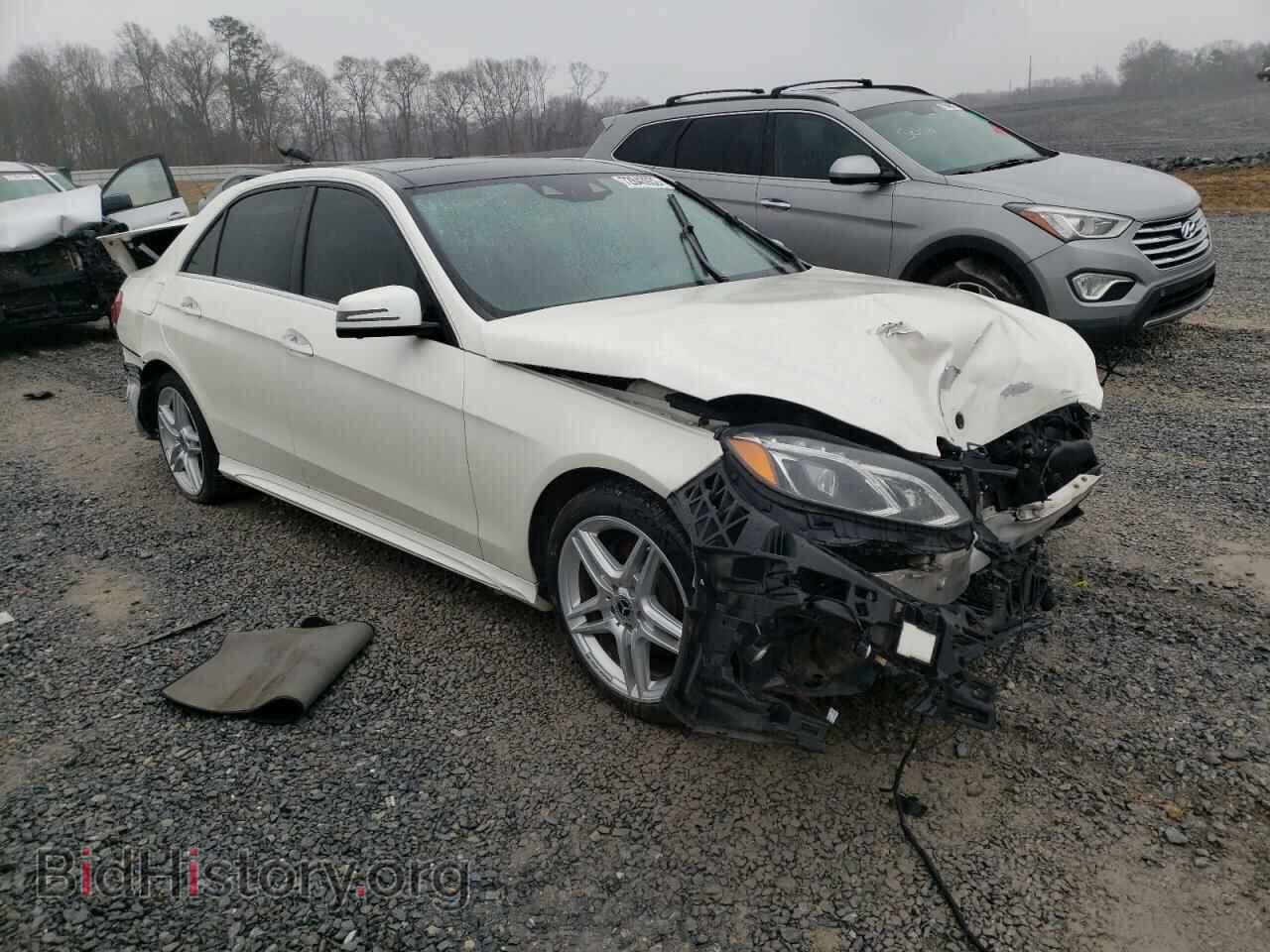 2014 MERCEDES-BENZ E-CLASS - VIN: WDDHF5KB0EA827601 - Фото 4