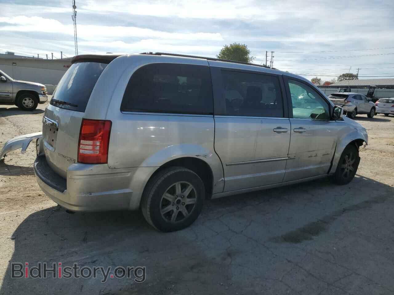 2010 CHRYSLER MINIVAN - VIN: 2A4RR5DX2AR337255 - Photo 3