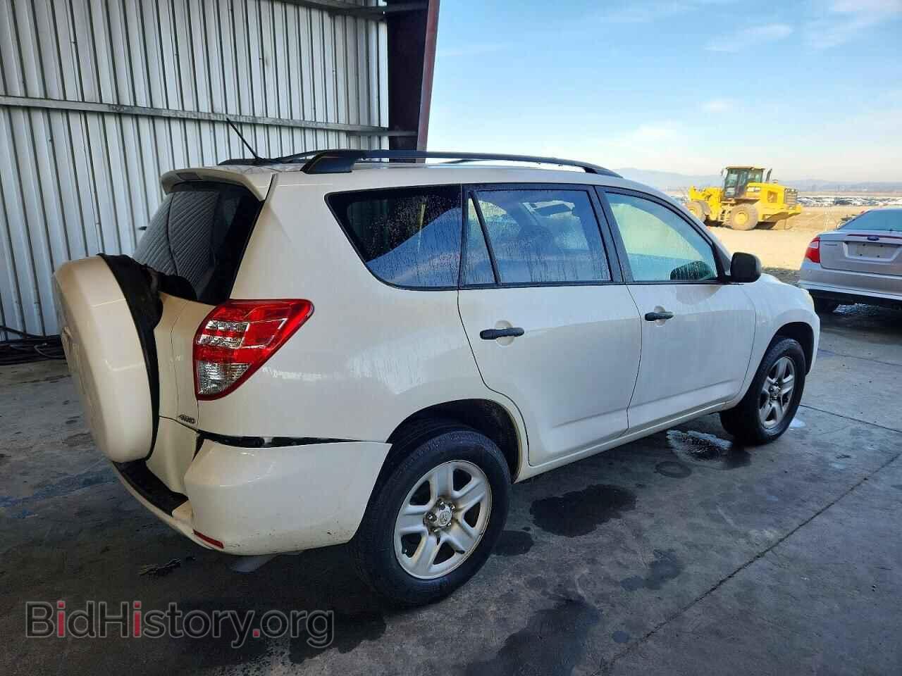 2011 TOYOTA RAV4 - VIN: 2T3BF4DV4BW100265 - Фото 3