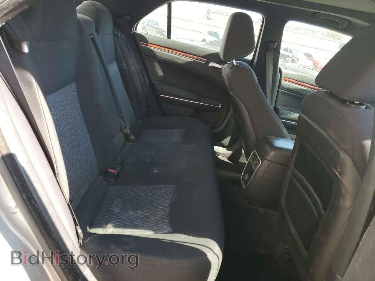2014 CHRYSLER 300 - VIN: 2C3CCAAG8EH376040 - Фото 10