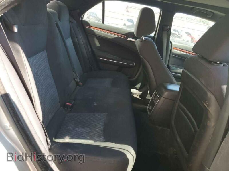 2014 Chrysler 300 (VIN 2C3CCAAG8EH376040) — фото 10 из 12