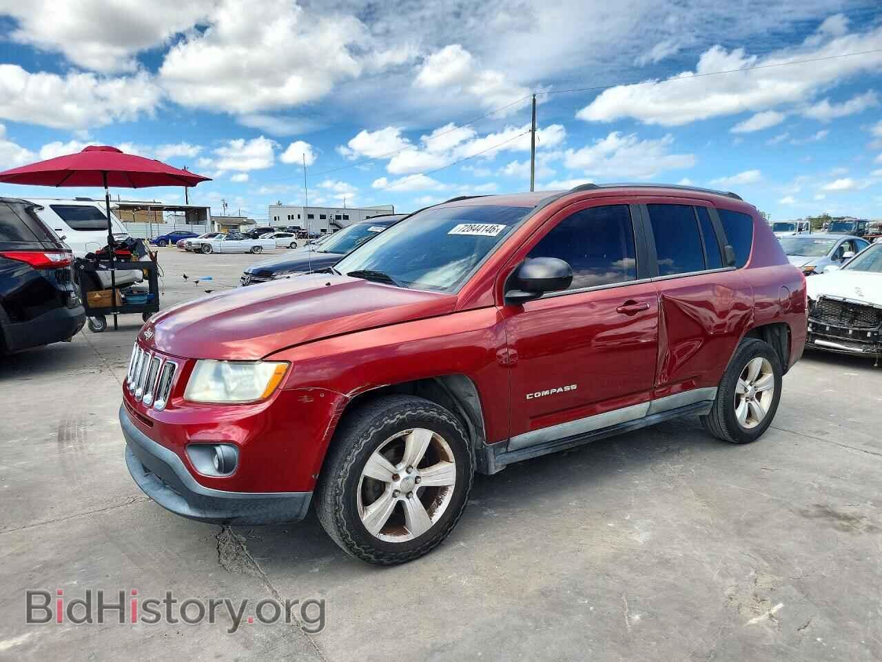 Photo 1J4NF1FB0BD164776 - JEEP COMPASS 2011