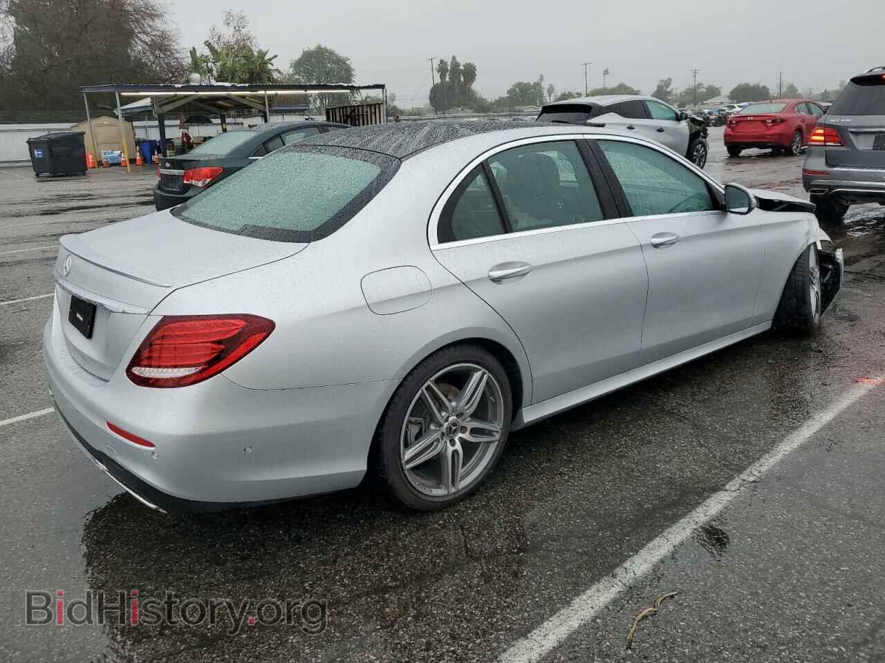 2019 MERCEDES-BENZ E-CLASS - VIN: WDDZF4JB8KA584809 - Фото 3