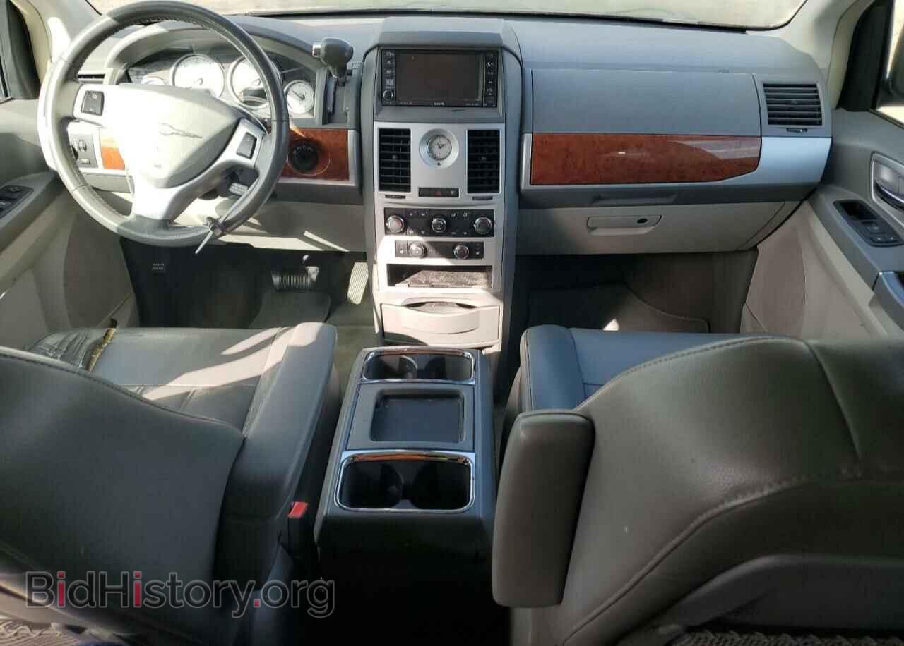 2009 CHRYSLER MINIVAN - VIN: 2A8HR54X59R633831 - Фото 8