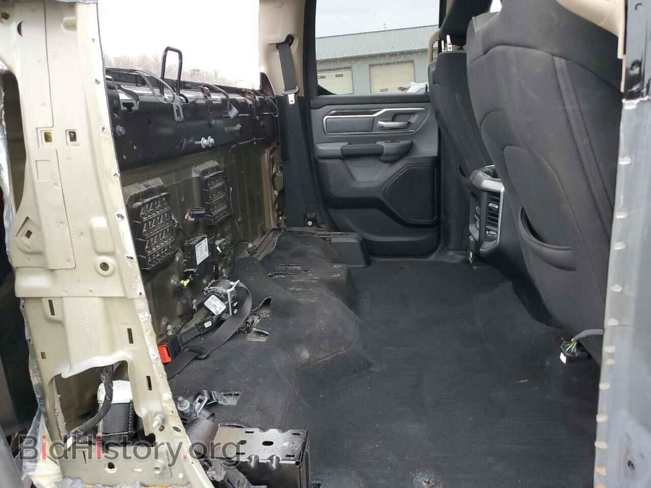 2019 RAM 1500 - VIN: 1C6SRFBT4KN824458 - Фото 10