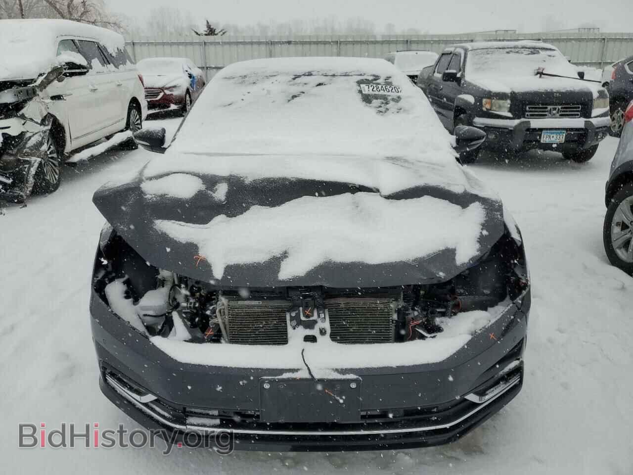2017 VOLKSWAGEN PASSAT - VIN: 1VWCT7A39HC065295 - Фото 5