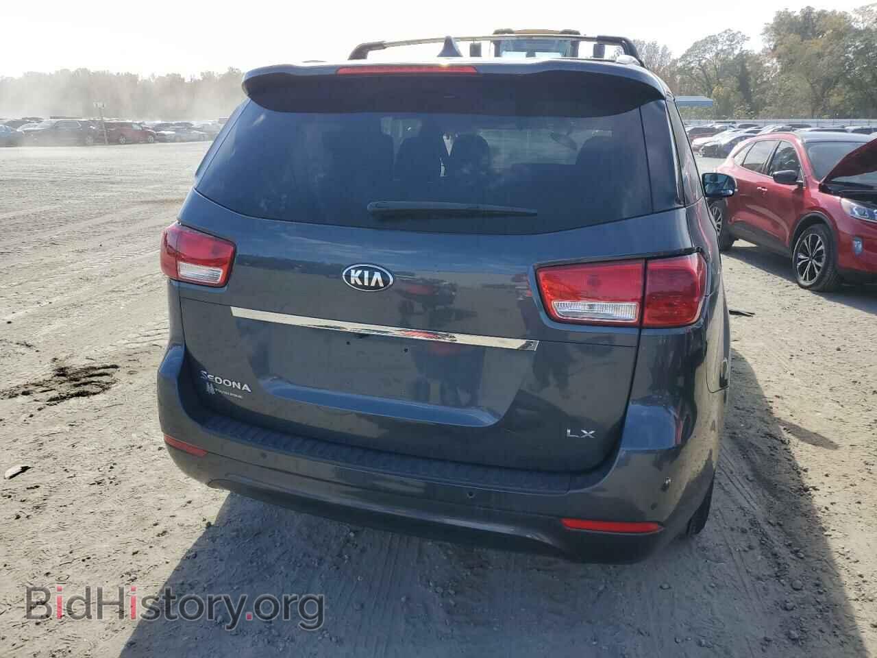 2016 KIA All Models - VIN: KNDMB5C19G6211329 - Фото 6