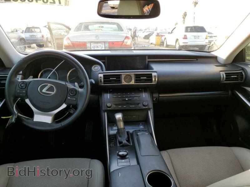 2014 Lexus IS (VIN JTHBF1D2XE5000573) — photo 8 of 12