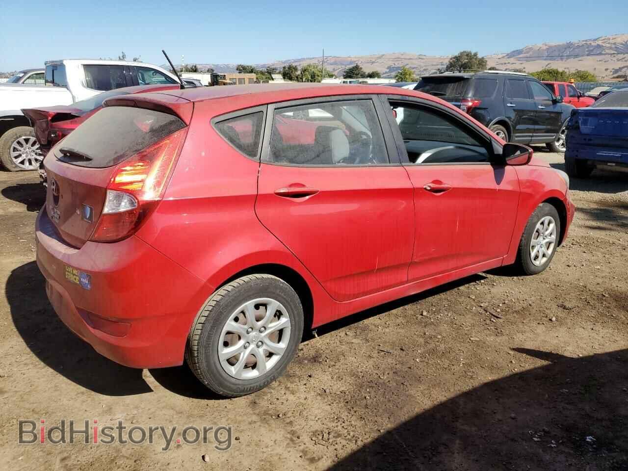 2013 HYUNDAI ACCENT - VIN: KMHCT5AE5DU136498 - Фото 3