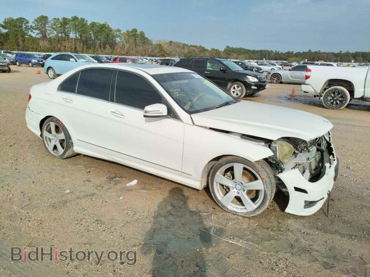 2014 MERCEDES-BENZ C-CLASS - VIN: WDDGF4HB7EA966184 - Фото 4