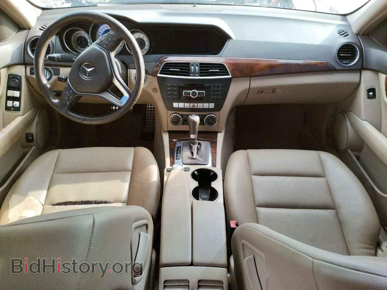 2014 MERCEDES-BENZ C-CLASS - VIN: WDDGF4HB7EA966184 - Фото 8