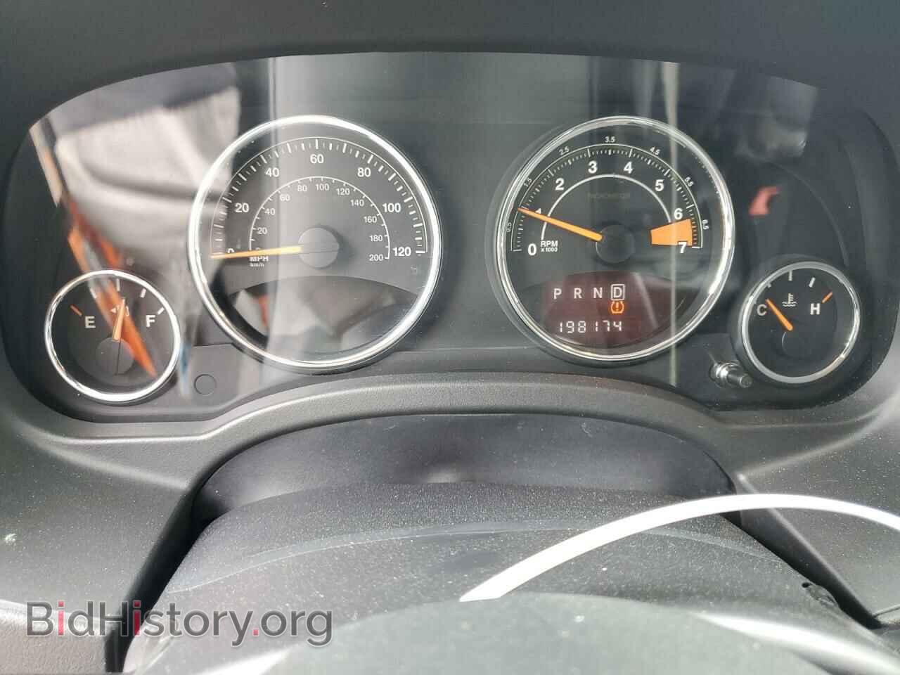 2014 JEEP COMPASS - VIN: 1C4NJCEA5ED680399 - Фото 9