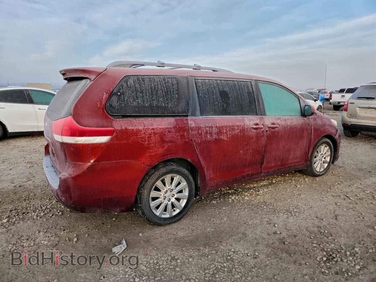 2011 TOYOTA All Models - VIN: 5TDJK3DC5BS015923 - Фото 3