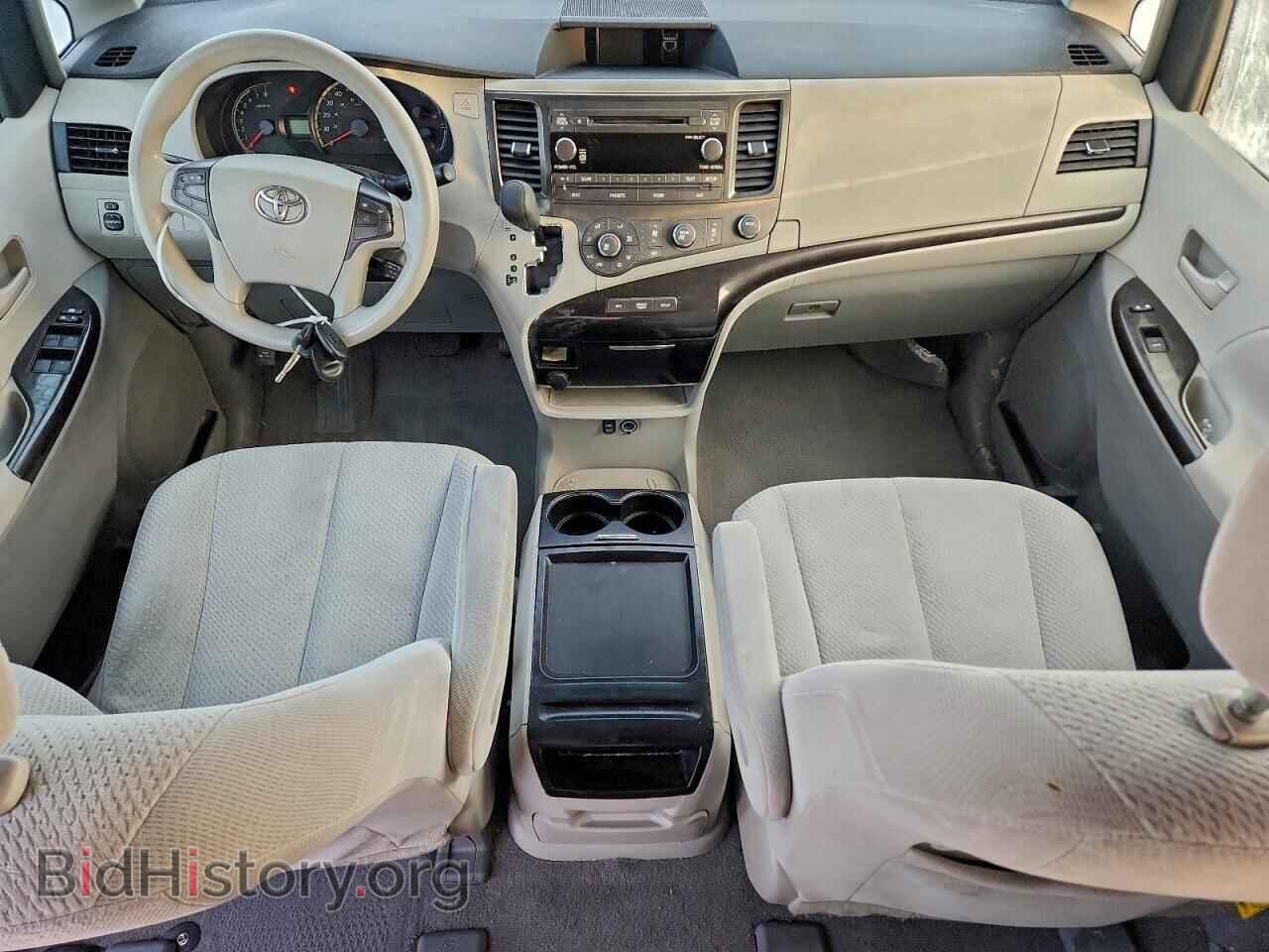 2011 TOYOTA All Models - VIN: 5TDJK3DC5BS015923 - Фото 8