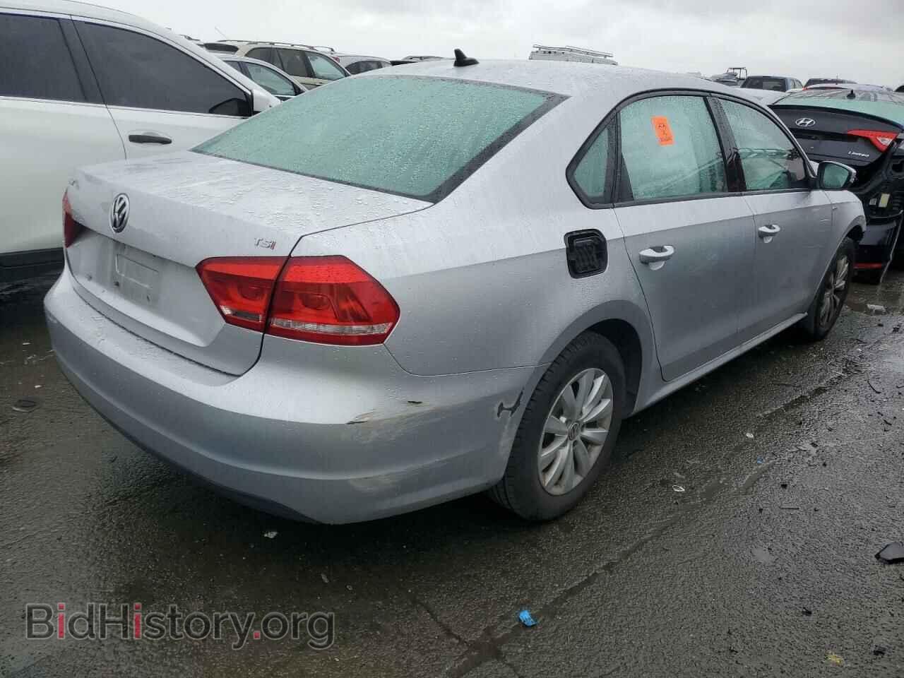 2015 VOLKSWAGEN PASSAT - VIN: 1VWAT7A32FC081875 - Фото 3