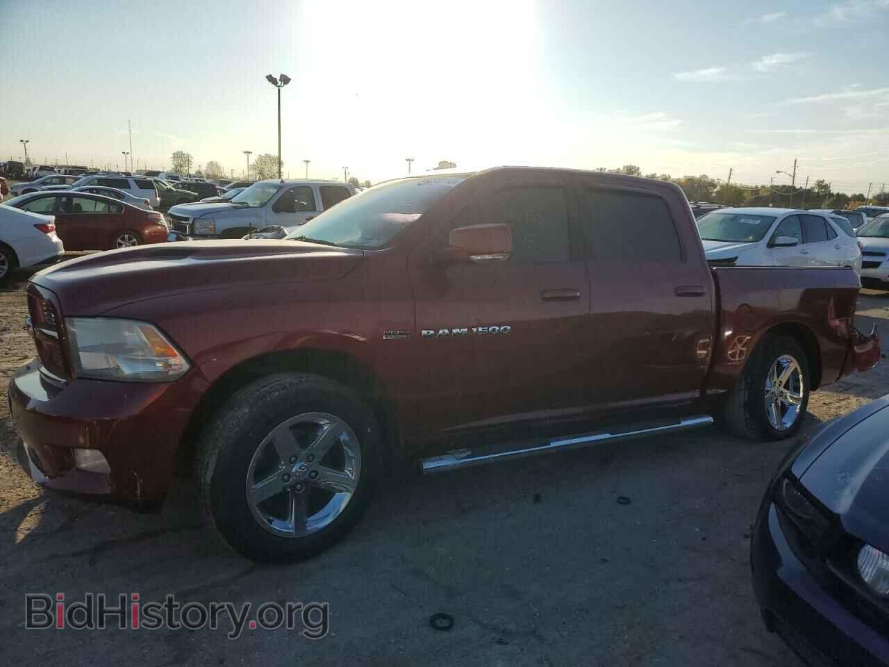 Photo 1D7RB1CT5BS654793 - DODGE All Models 2011