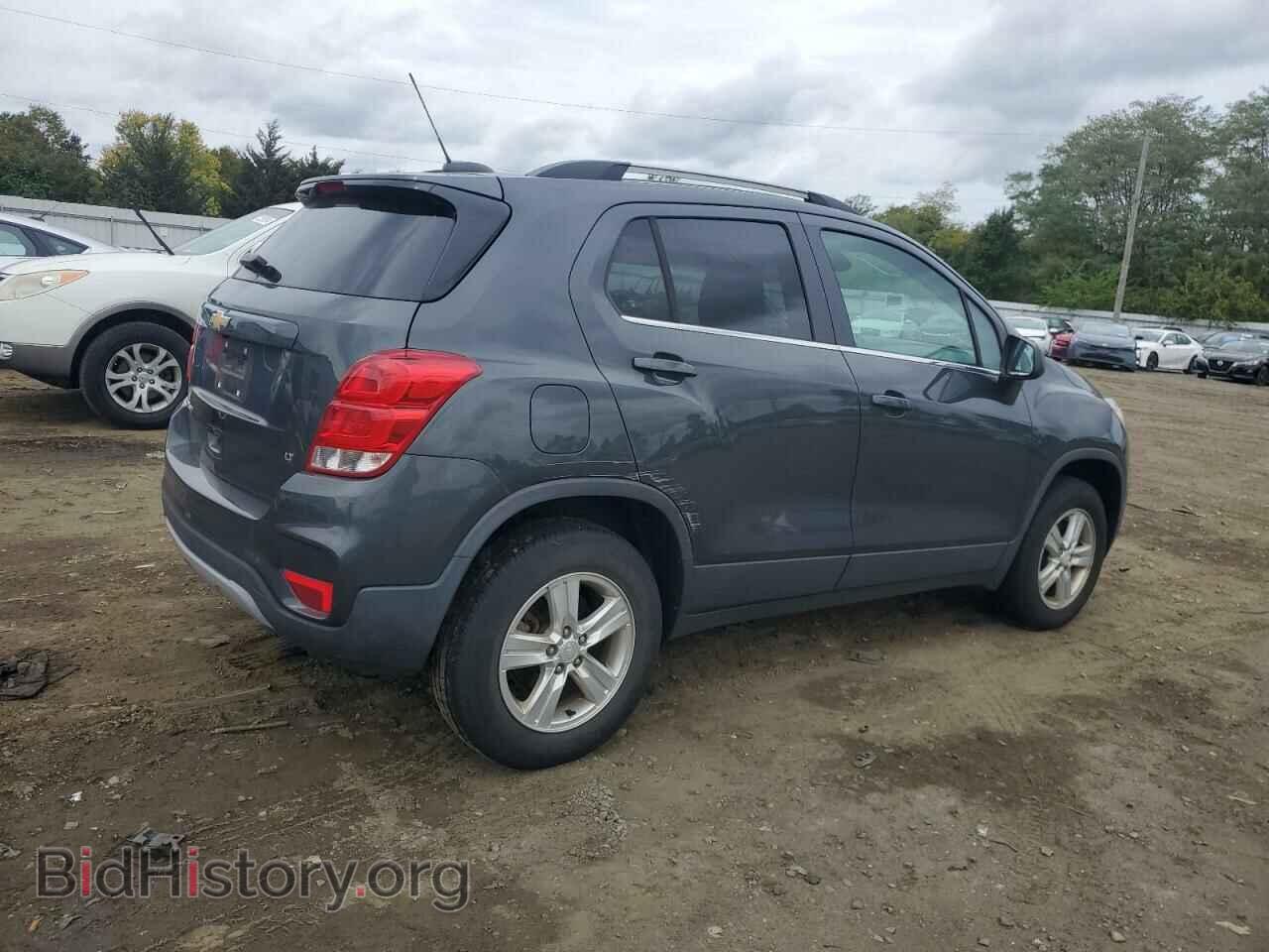 2018 CHEVROLET TRAX - VIN: 3GNCJPSB2JL311202 - Фото 3