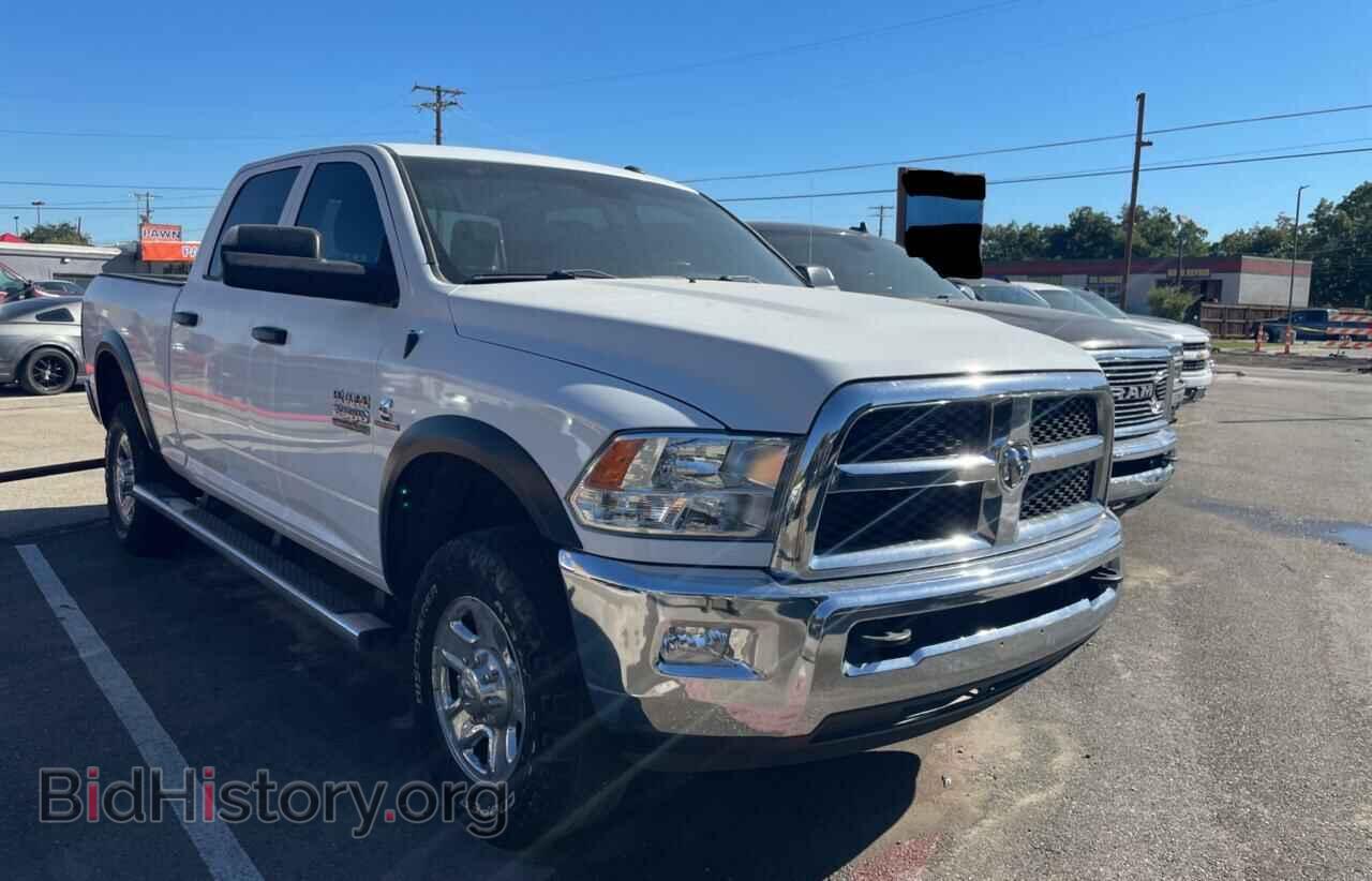 Photo 3C6UR5CL5JG379849 - RAM All Models 2018