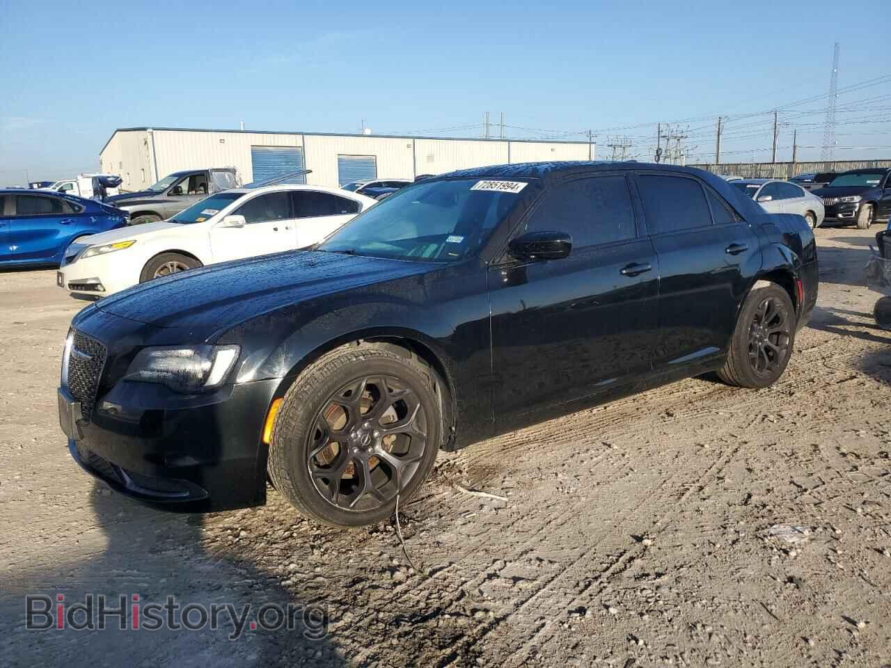 Фотография 2C3CCAAG7KH602077 - CHRYSLER 300 2019