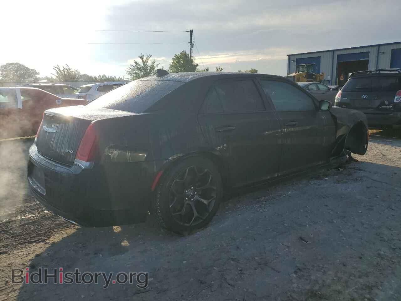 2019 CHRYSLER 300 - VIN: 2C3CCAAG7KH602077 - Фото 3