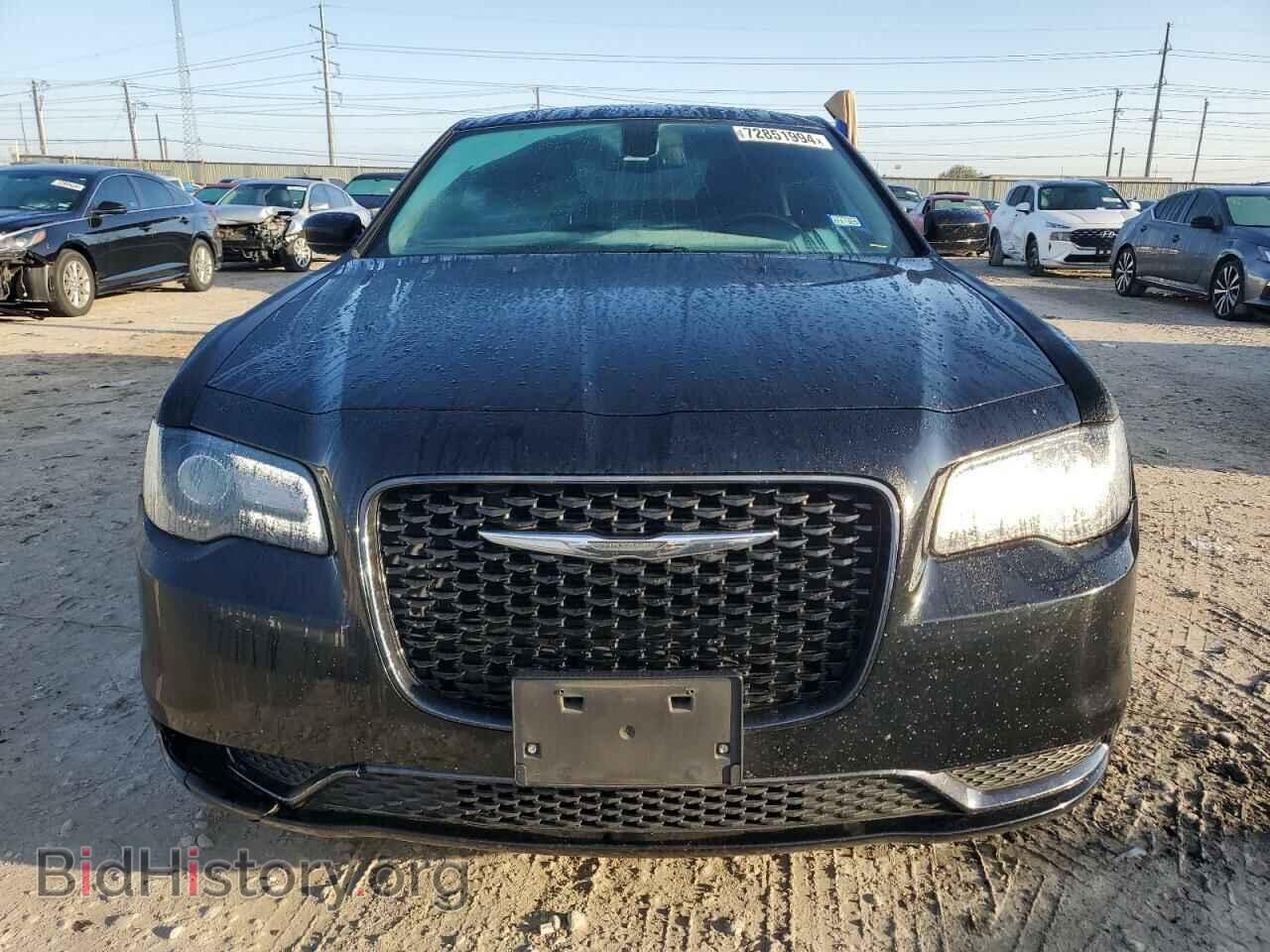 2019 CHRYSLER 300 - VIN: 2C3CCAAG7KH602077 - Фото 5