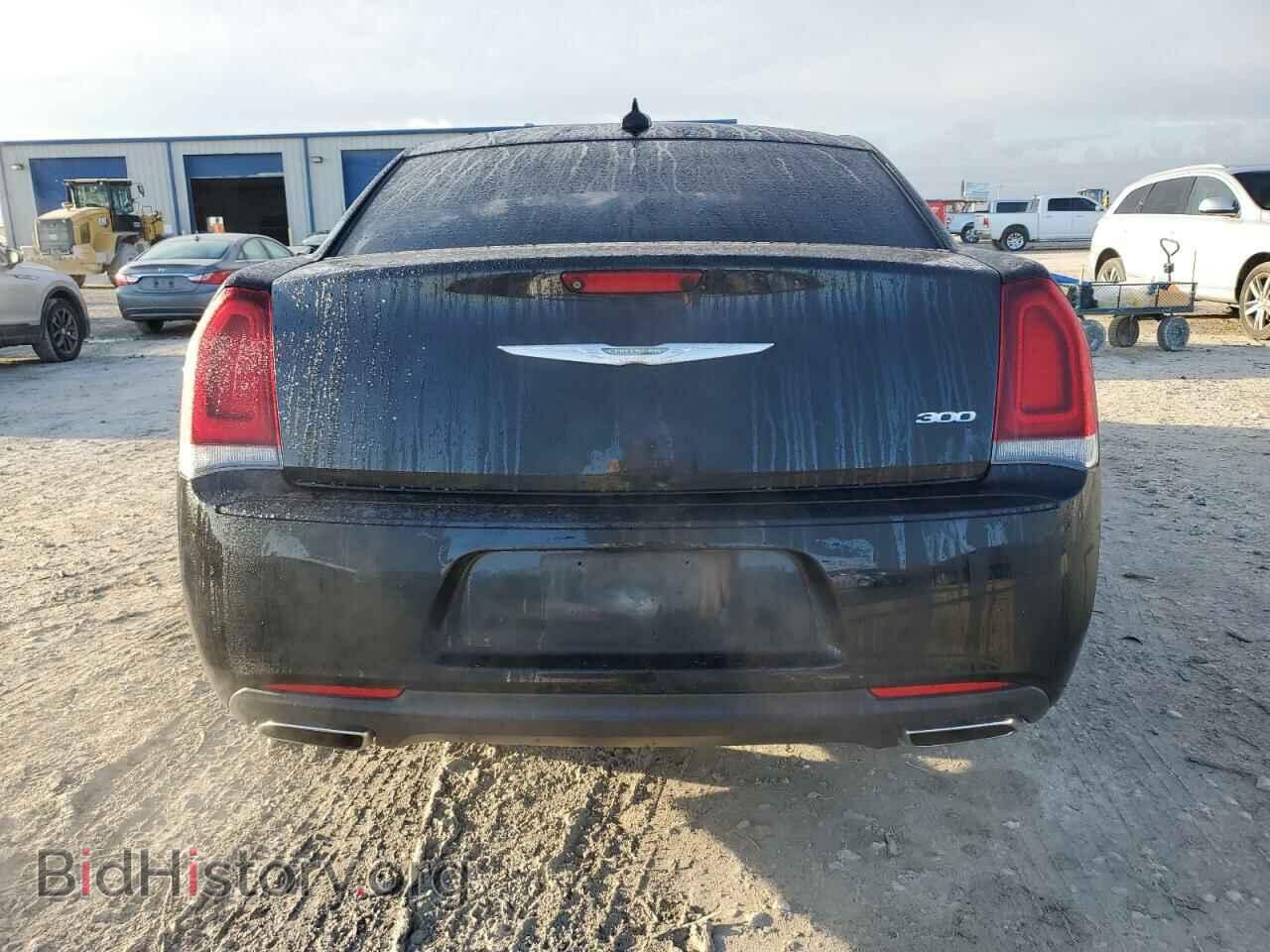 2019 CHRYSLER 300 - VIN: 2C3CCAAG7KH602077 - Фото 6