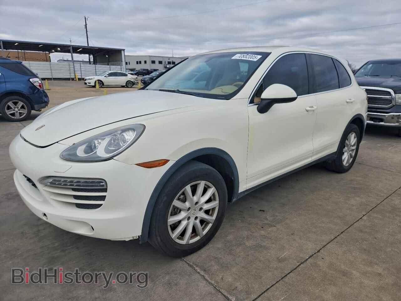 Photo WP1AA2A23CLA03019 - PORSCHE CAYENNE 2012