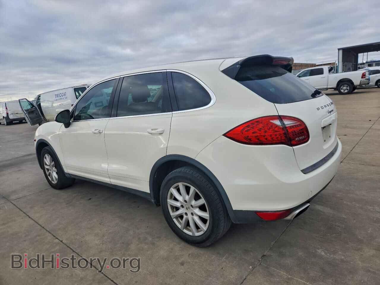 2012 PORSCHE CAYENNE - VIN: WP1AA2A23CLA03019 - Фото 2