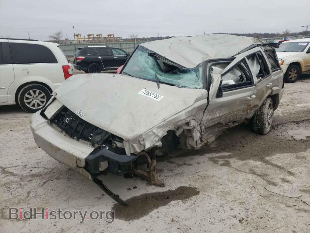 Photo 1J8HG48K48C135139 - JEEP COMMANDER 2008