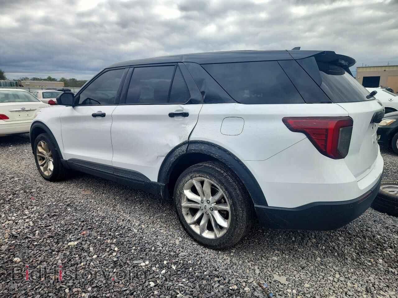 2021 FORD EXPLORER - VIN: 1FMSK8BB9MGA43969 - Photo 2