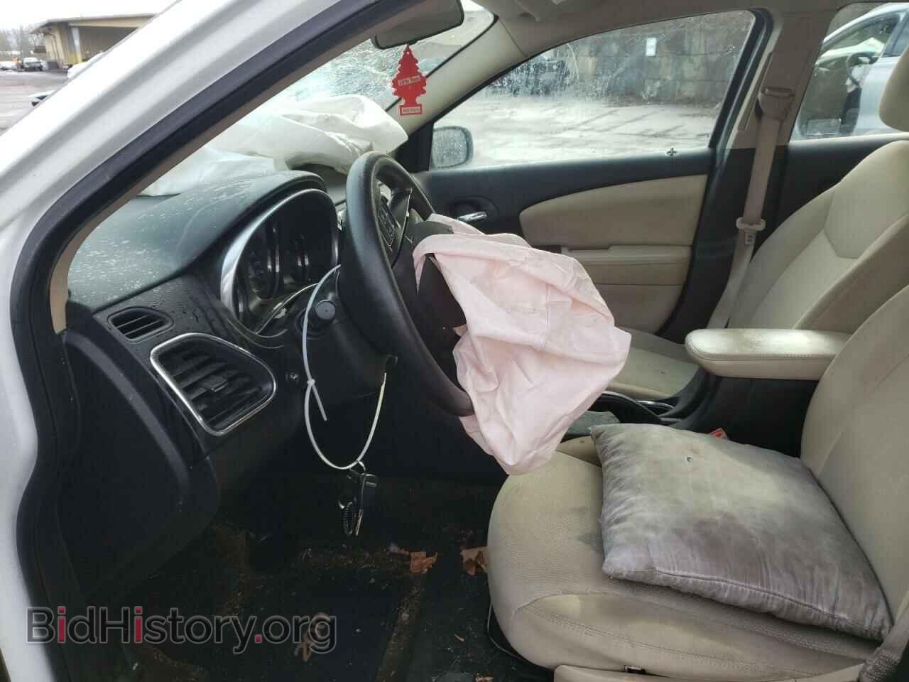 2014 CHRYSLER 200 - VIN: 1C3CCBAB1EN122302 - Фото 7