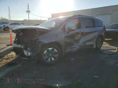 2018 Chrysler PACIFICA Pacifica H, золотистый — VIN 2C4RC1N75JR290947, Copart