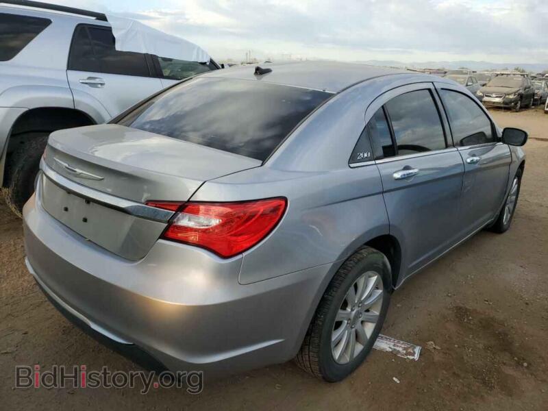 2013 Chrysler 200 (VIN 1C3CCBCG5DN683643) — photo 3 of 12
