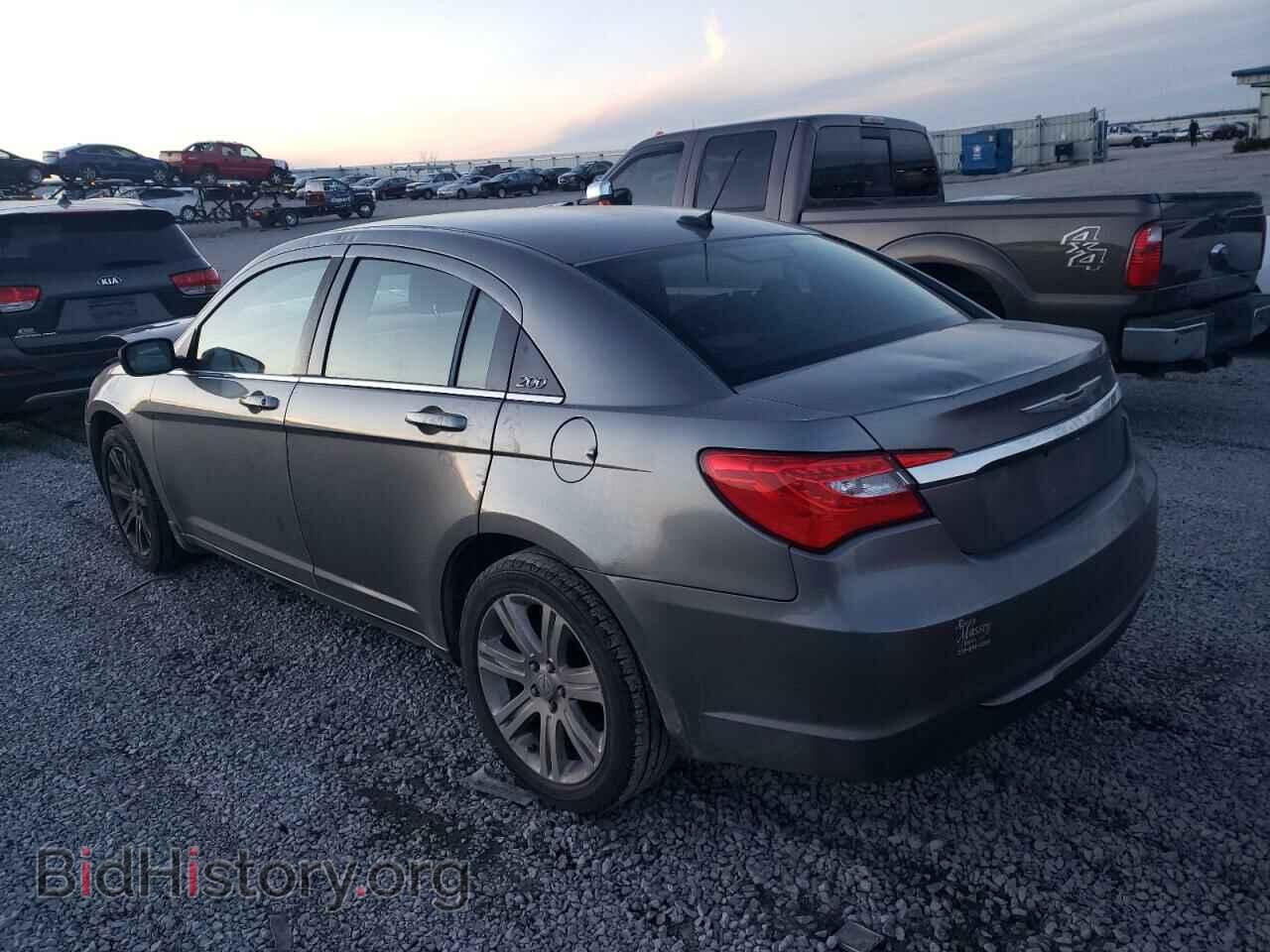 2012 CHRYSLER 200 - VIN: 1C3CCBAB4CN180014 - Фото 2
