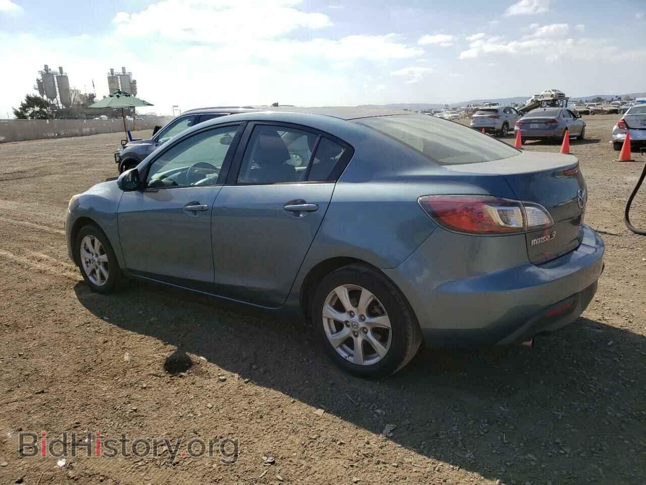 2011 MAZDA 3 - VIN: JM1BL1VG7B1479624 - Фото 2