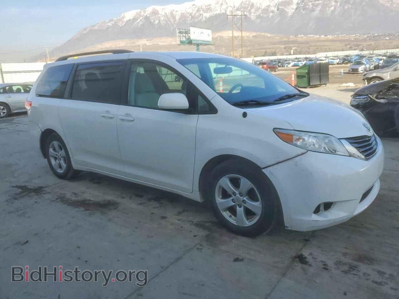 2012 TOYOTA All Models - VIN: 5TDKK3DC9CS235538 - Фото 4