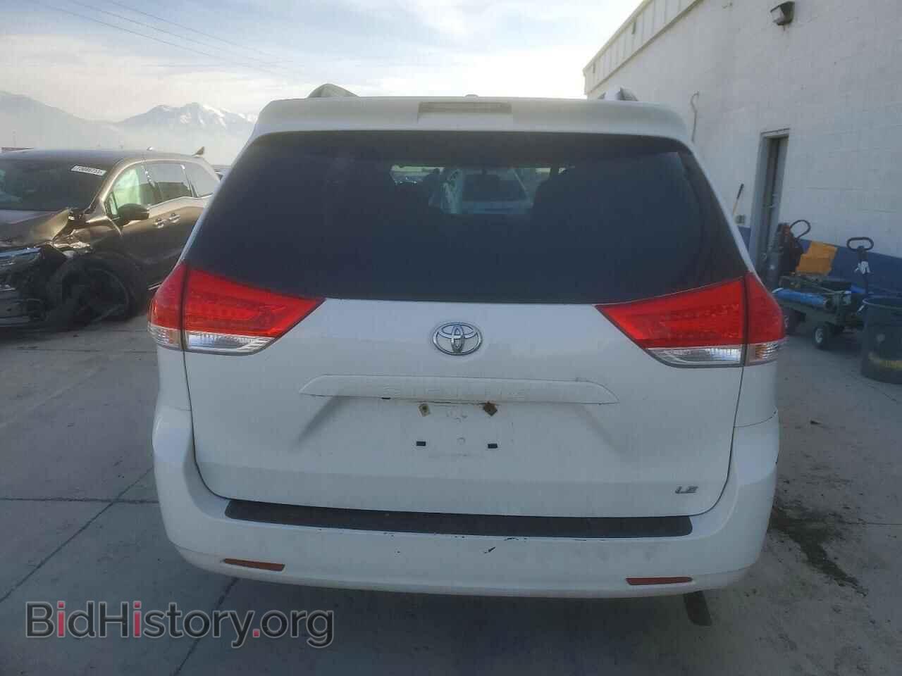 2012 TOYOTA All Models - VIN: 5TDKK3DC9CS235538 - Фото 6