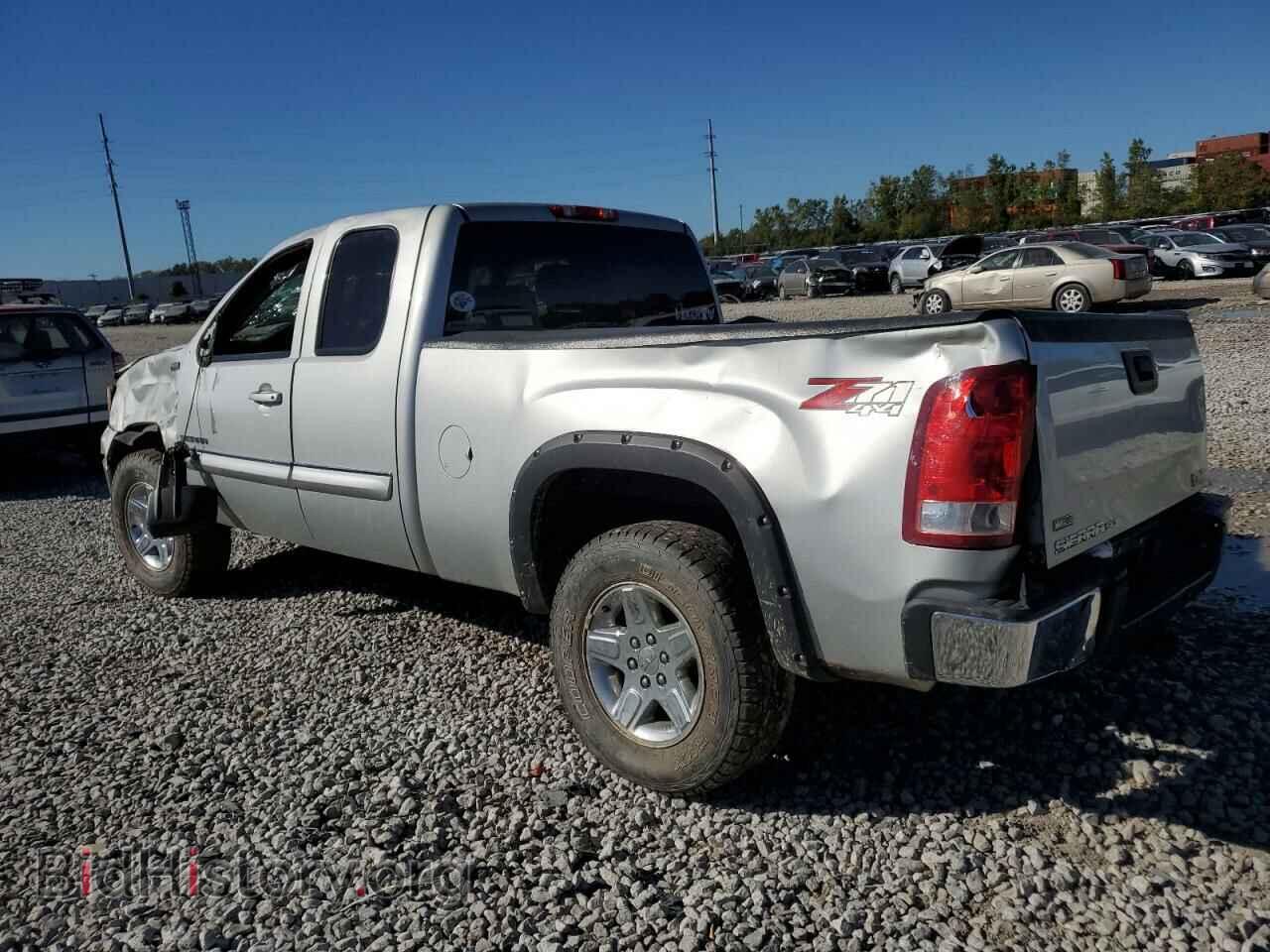 2010 GMC SIERRA - VIN: 1GTSKWE34AZ257572 - Фото 2