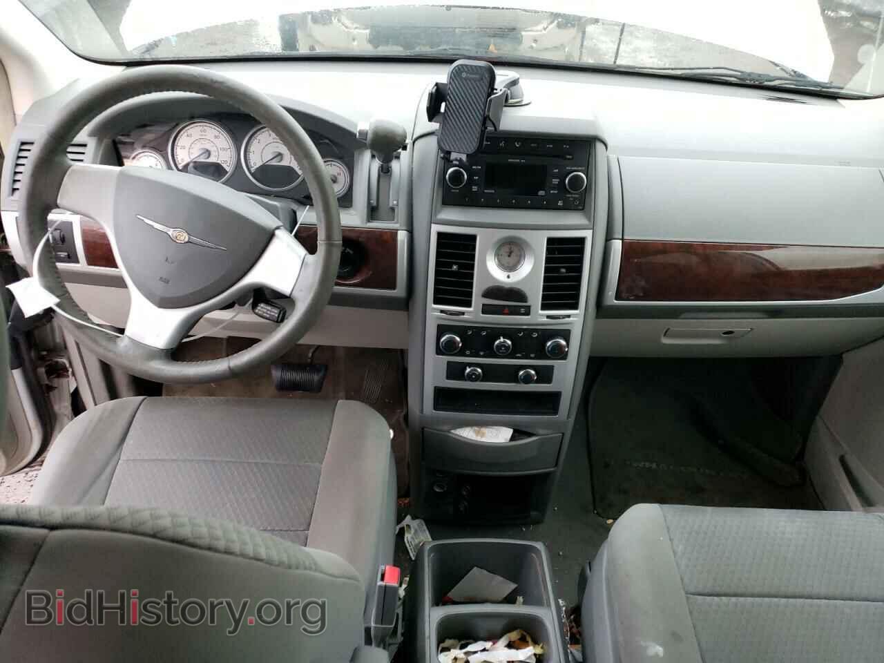 2010 CHRYSLER MINIVAN - VIN: 2A4RR5D15AR109620 - Фото 8