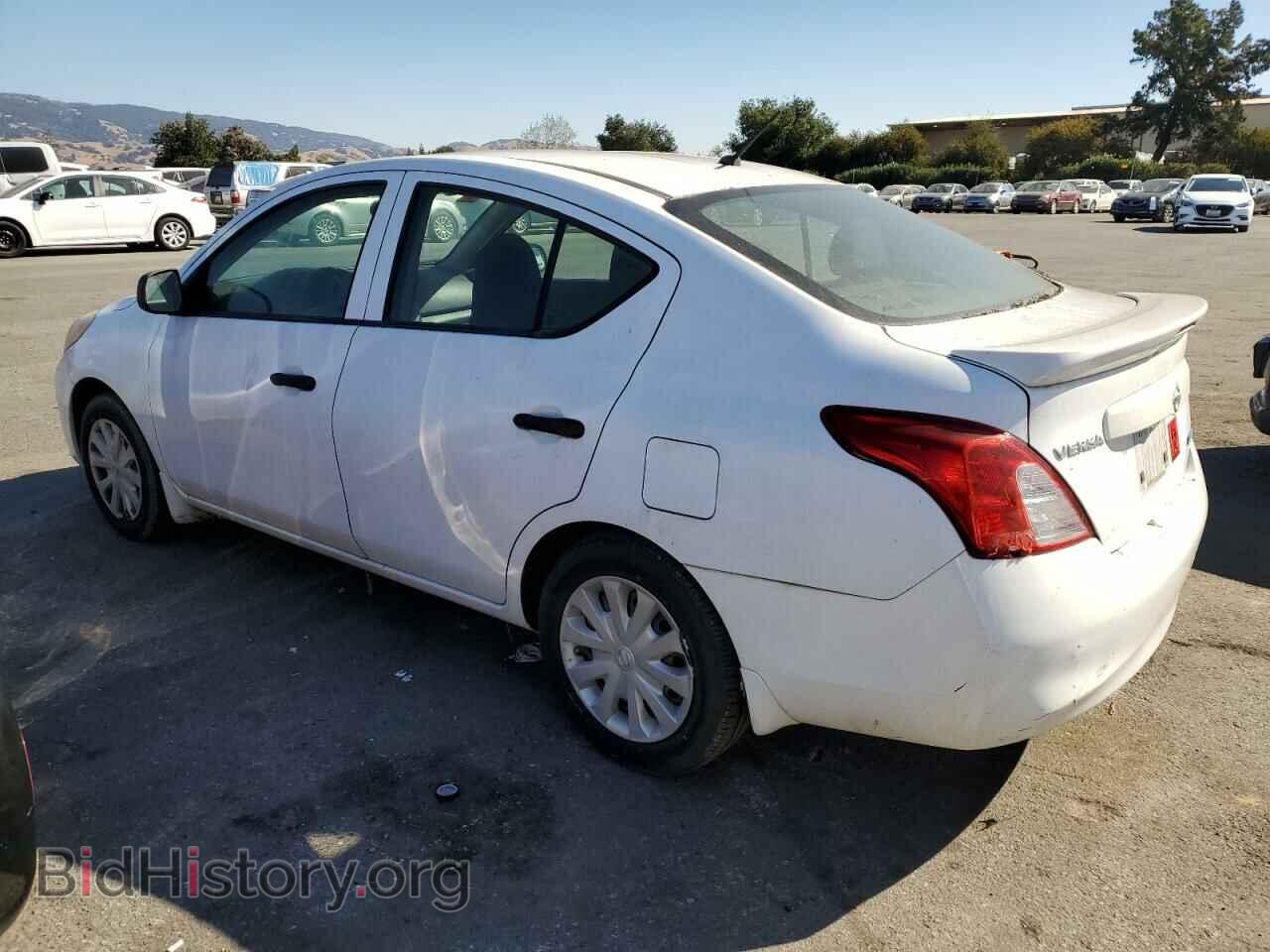 2014 NISSAN VERSA - VIN: 3N1CN7AP9EL867669 - Фото 2