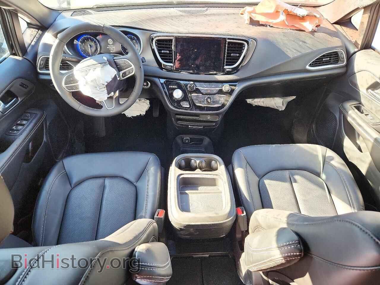 2027 CHRYSLER PACIFICA - VIN: 2C4RC1BG0VR562962 - Photo 8