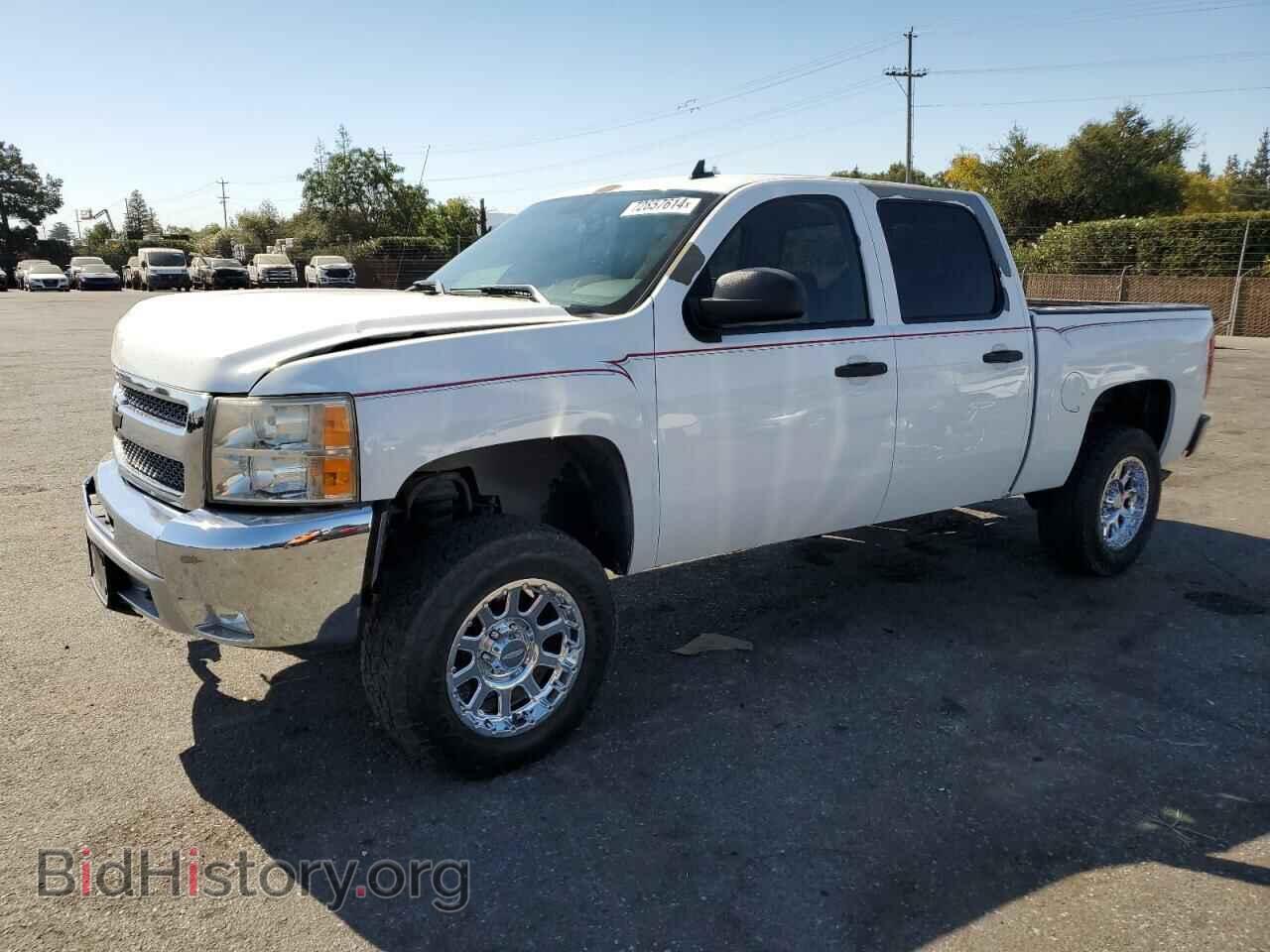 Photo 3GCPKSE79DG167582 - CHEVROLET ALL Models 2013